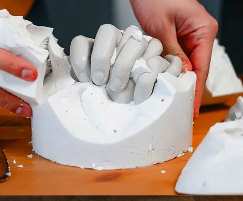 Kas Yra 3D Rankų Liejimas Naudojant Alginatinę Masę?